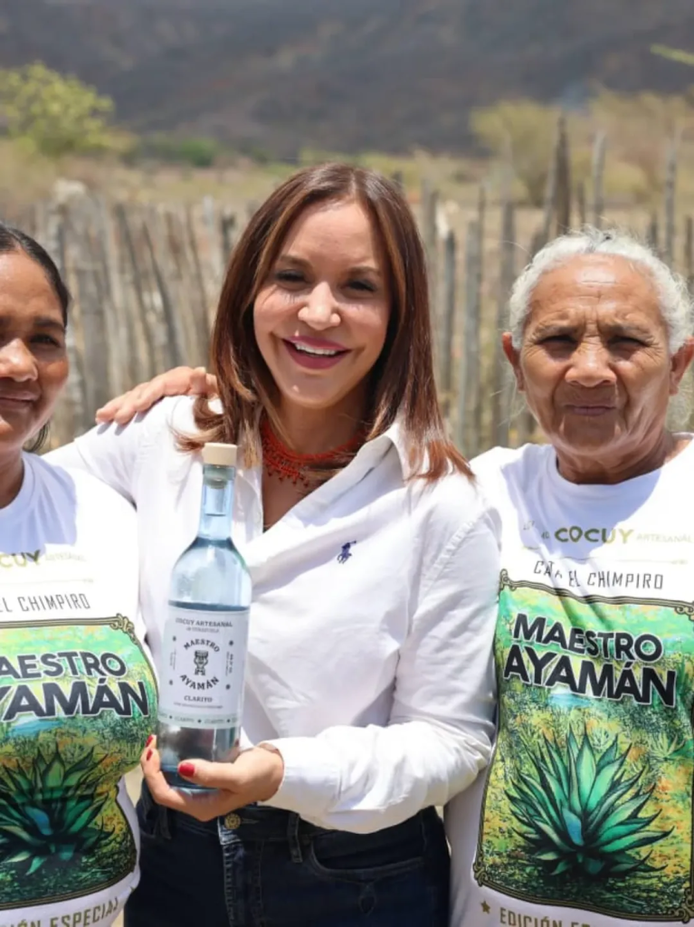 Ministra de Comercio Exterior visita Lara para impulsar el cocuy como producto nacional exportable